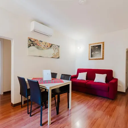 Cuore Di Con Terrazza Privata A Piazza Venezia Апартаменты Рим